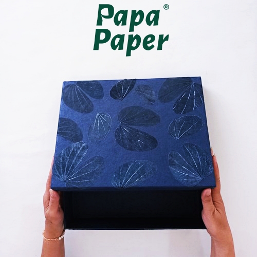  Box and folder, dark blue smooth mulberrypaper, dark blue chongco