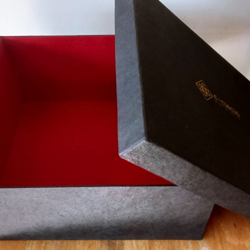 Paper box for E-NANG leather bag PAPAPAPER x E-NANG